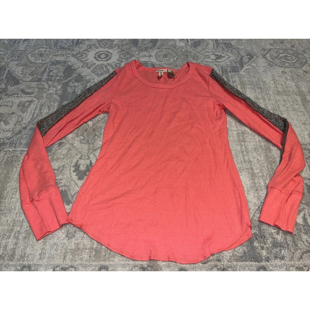 BKE eased fit knit top Sz Medium Pink-tangerine shirt‎ long sleeve Womens